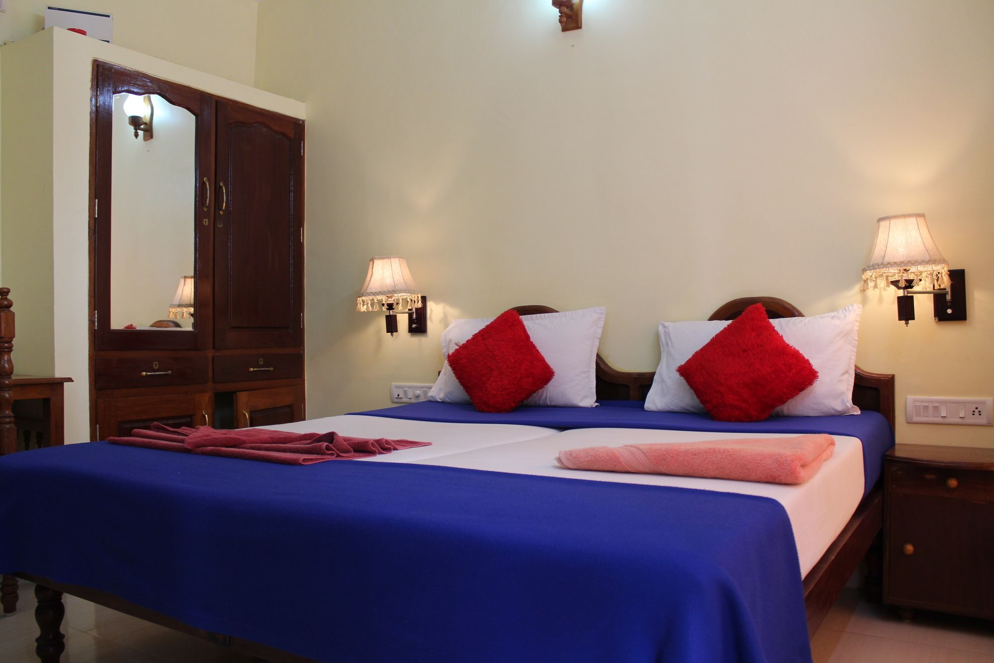 Hotel Sea View Palace - The Beach Hotel, Kovalam Exterior foto