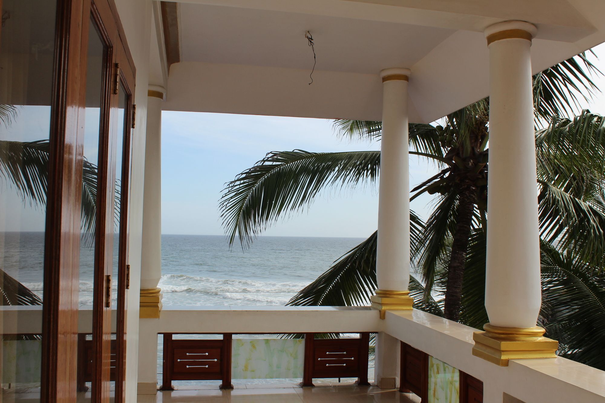 Hotel Sea View Palace - The Beach Hotel, Kovalam Exterior foto